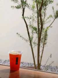 เที่ยวคาเฟ่มินิมอล Moonrise