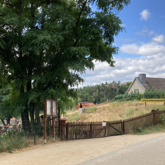 독일 에 있는 동굴주거지 Höhlenwohnung an der Altenburg