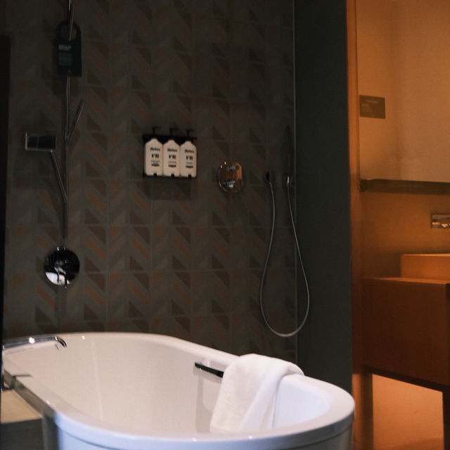 OASIA HOTEL DOWNTOWN 