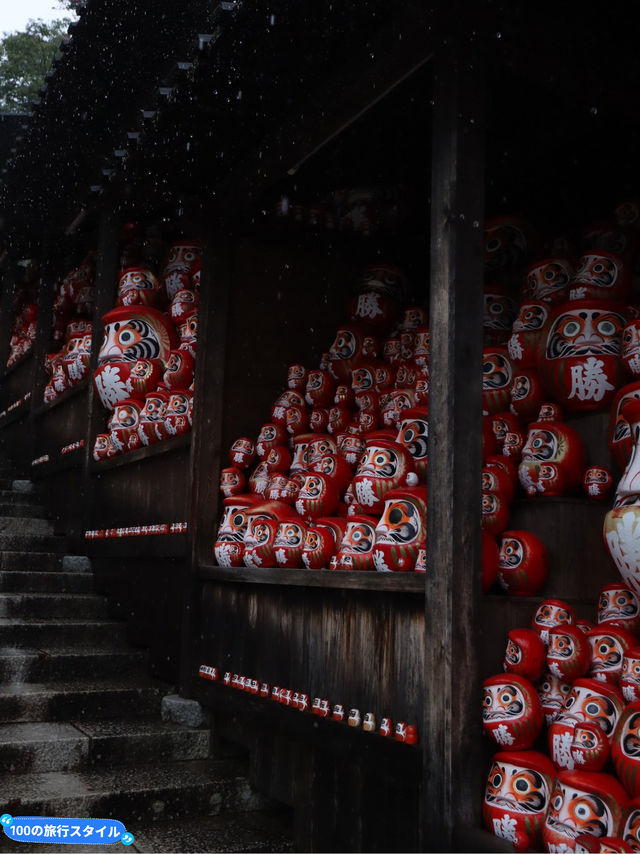 大阪屈指の映えスポット寺 勝尾寺のダルマ