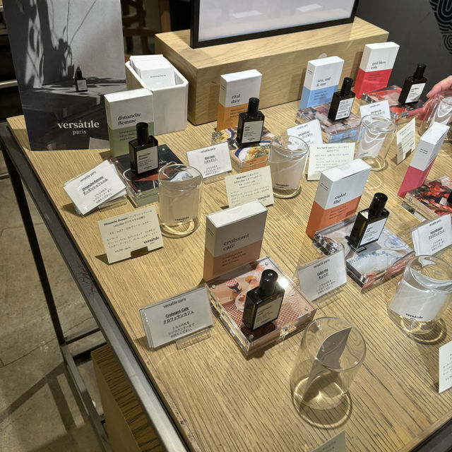 【中目黒】本屋さんが併設!作業にもオススメのカフェ💻 【中目黒】本屋さんが併設!作業にもオススメのカフェ💻