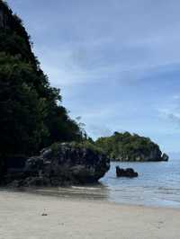 เดินเล่น ริมหาดนพรัตน์ธารา 🏖️ กระบี่