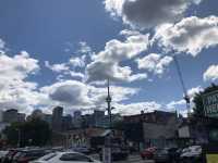 Exploring Kensington Market in Toronto 🇨🇦
