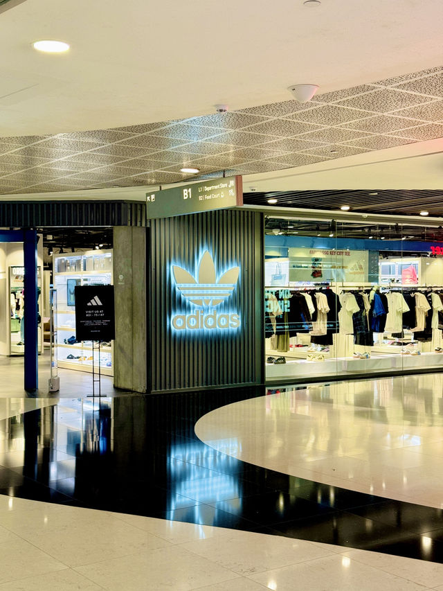 🇸🇬 VivoCity Singapore: A Dynamic Shopping Experience by the Waterfront