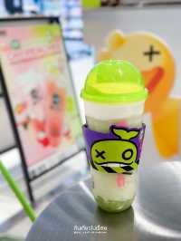 สัมผัสกับชาใสและผลไม้สดชื่น ที่ Taning