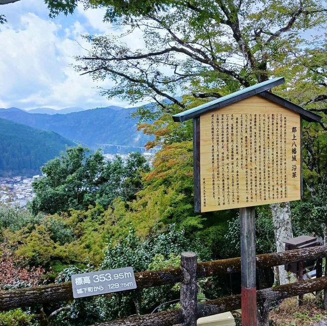 岐阜景點｜乘風而起、山嵐繚繞~日本最美山城—郡上八幡城