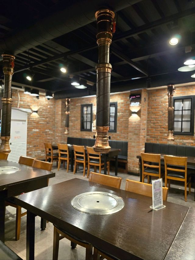 질좋은 삼겹살을 직접 구워주는 강화도맛집🔥