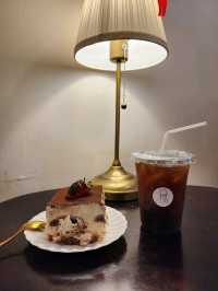 【チェンマイ】カフェ巡り Malee Bakery & Ice Cream