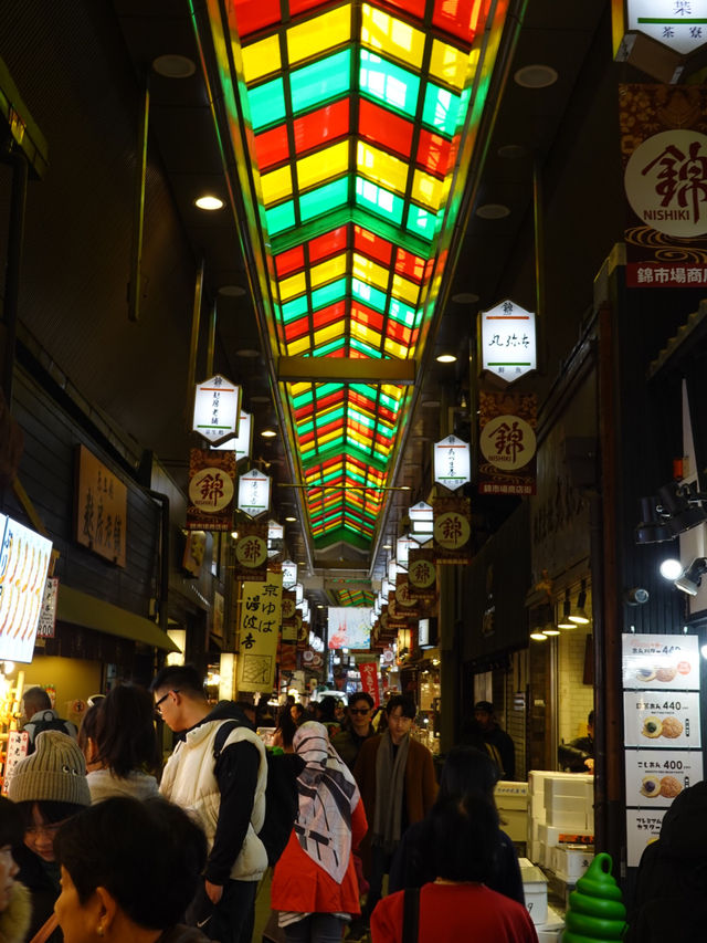 【京都】食の宝庫「錦市場」で食べ歩き🐙