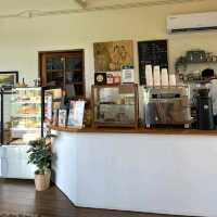 Lalana Cafe คาเฟ่สไตล์มินิมอล