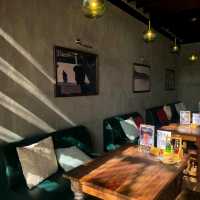 Islandish cafe 