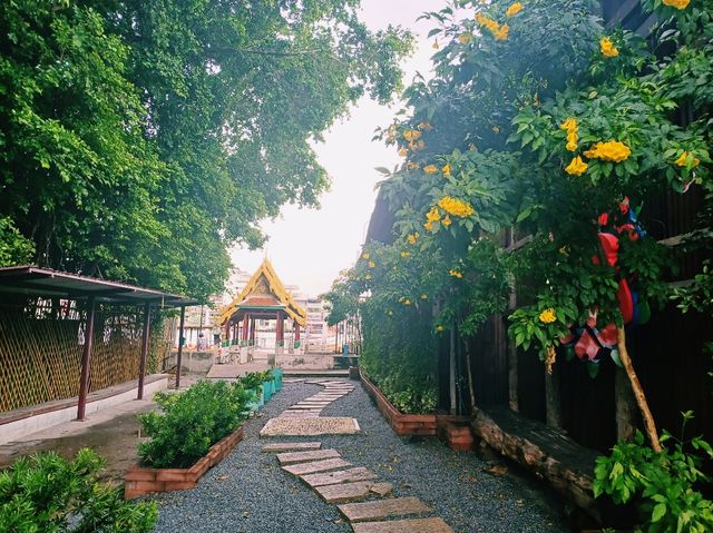 泰國曼谷湄南河畔老城區古宅博物館古跡寺廟村落河景一日遊行程，適合休閒拍照📸打卡