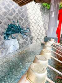 お稲荷さんにはあぶらあげ♪小京都・津和野の神社