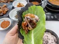 쌈밥을 좋아한다면 윤훈식 농가쌈밥으로 가세요