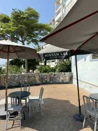 Hiddle Lab บางแสน คาเฟ่ ริมทะเล ชิลๆ