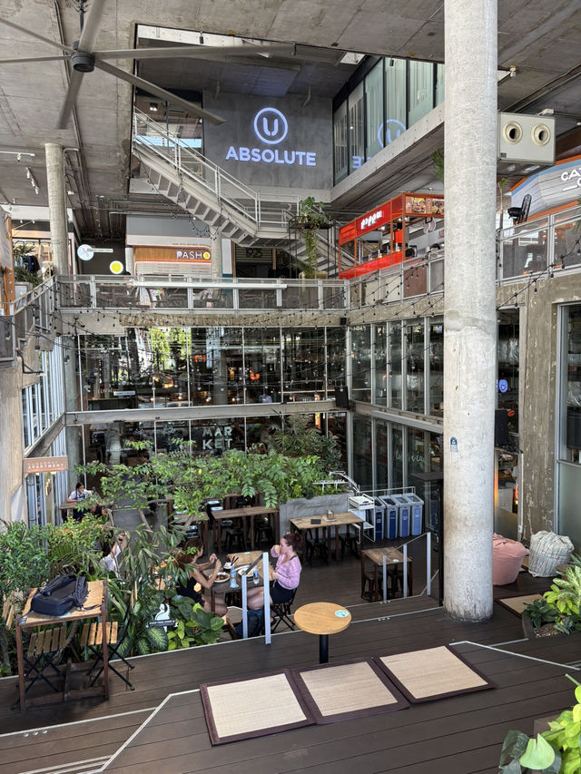 The Commons, A Community Hub Blending Work, Leisure & Lifestyle