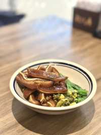 台灣過江龍牛肉麵