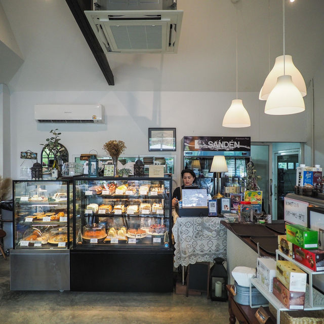 siree Patissier เค้กอร่อยมากกกก 