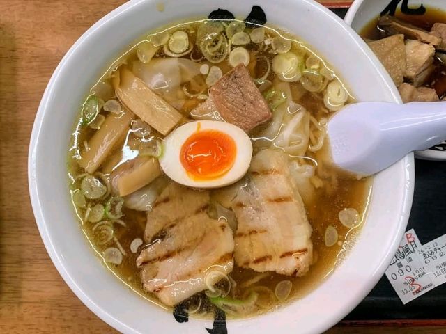 花鳥風月，日本拉麵第一名的酒田蝦餛飩拉麵