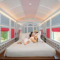 นอนบนโบกี้รถไฟจำลองสุด Luxury 🚂