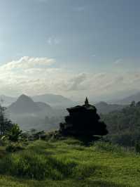 สวนธรรมเขาแม่พันธุ์รัตน์ จุดชมวิวหลักล้านกลางขุนเข