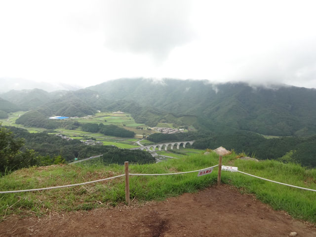 出石城跡と辰鼓楼（しんころう）