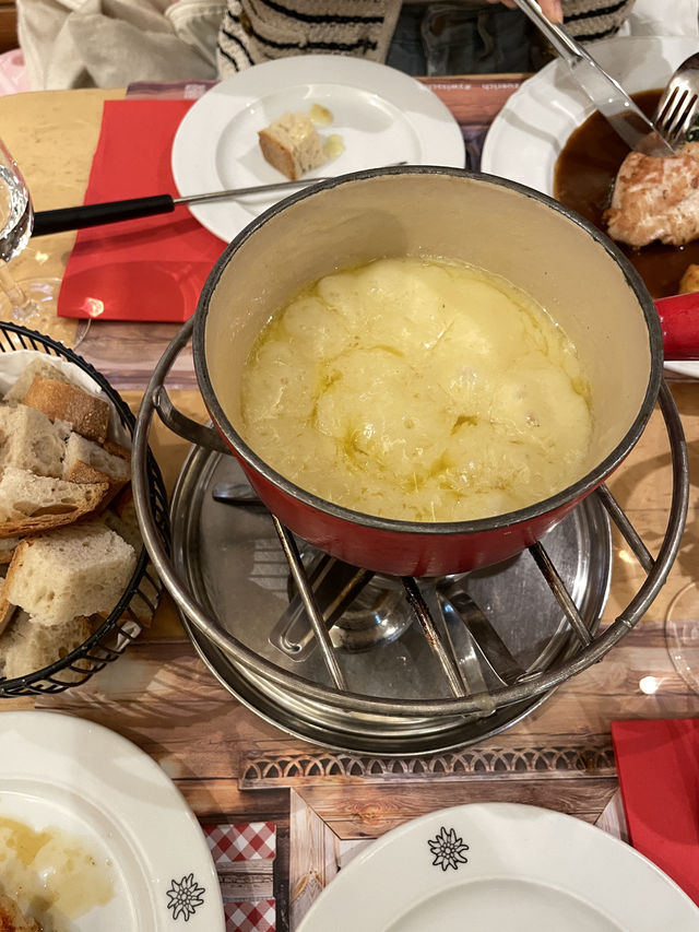 【スイス】おすすめのチーズフォンデュのお店