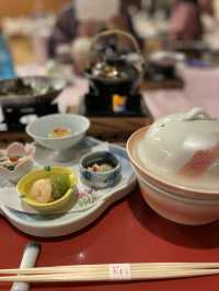 【群馬】 ライトアップされたプール 自分で作る温泉卵