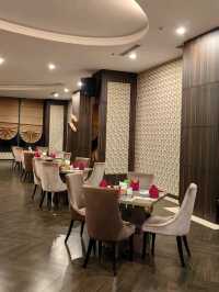 Sengthien Bar & Coffee, Rooftop Dining Spot in 5-star Hotel in Laos