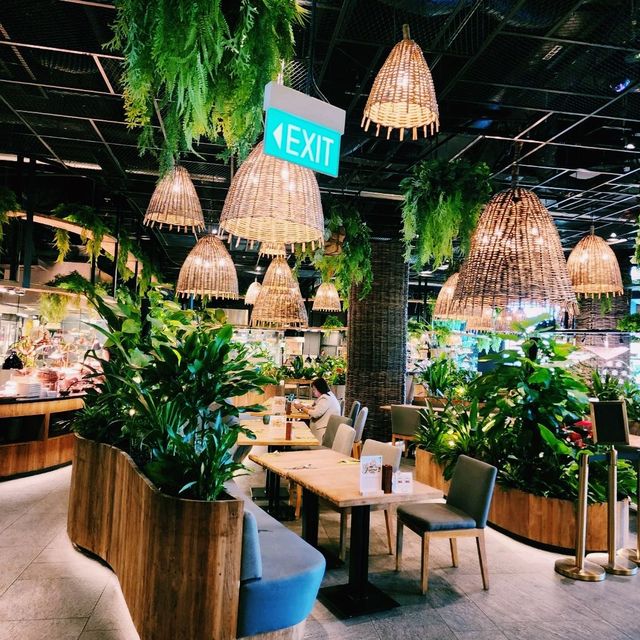 Greenhouse at Dusit Thani Laguna Singapore: A Culinary Oasis in the East