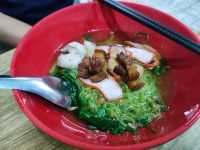 เฮ่งกี่ ต้นตำรับตำนาน 90 ปี บะหมี่โพธาราม