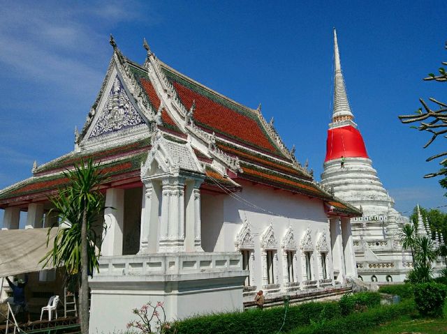 นั่งเรือข้ามฟากไป..พระสมุทรเจดีย์