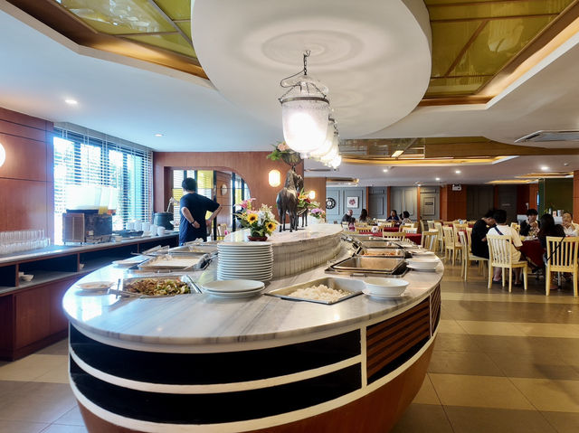 🏨 โรงแรม Bay Beach Resort ติดชายหาดจอมเทียน!!