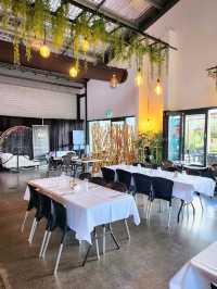 🇦🇺 Cozy yet Modern Cafe in Brendale, Queensland, Australia