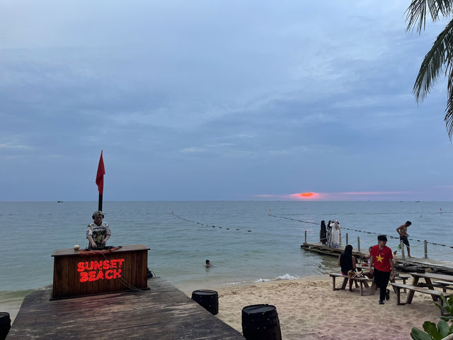 🇻🇳푸꾸옥 뷰좋은 비치바 맛집 Sunset Beach Bar & Restaurant 🏖️