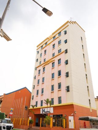 “K Hotel 12 – Smart Stays in the Heart of Singapore”
