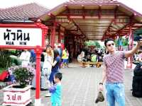 สถานีรถไฟหัวหิน เป็นหนึ่งในสถานีรถไฟที่สวยที่สุดใน