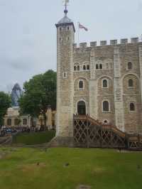 🏰 “천년의 시간을 걷다 – Tower of London”