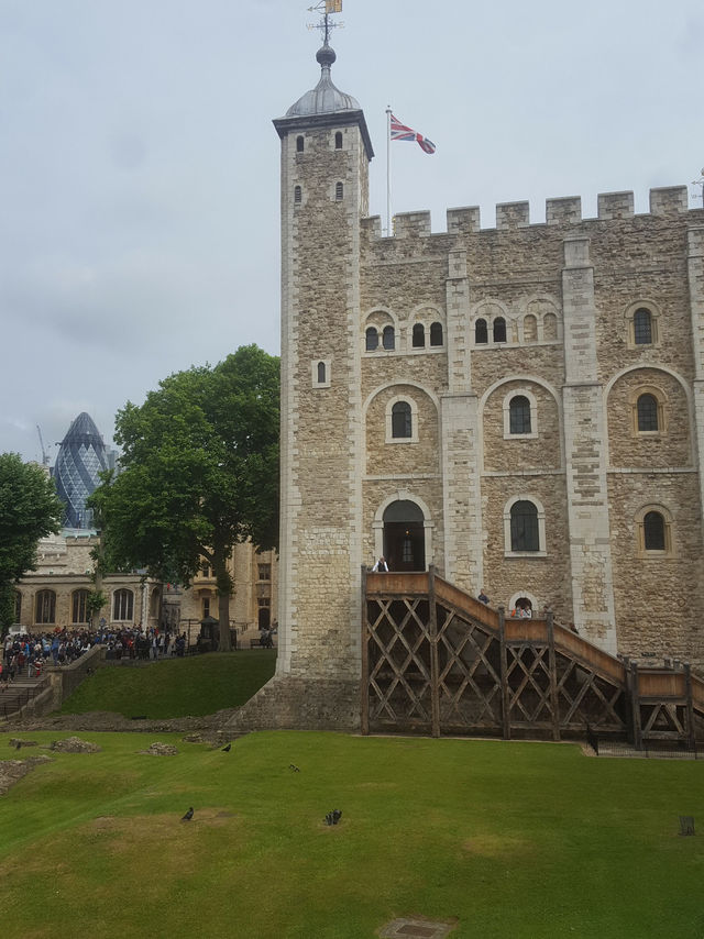 🏰 “천년의 시간을 걷다 – Tower of London”