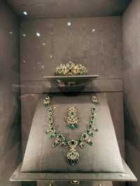 ครั้งหนึ่งในชีวิต ชม Royal Crown ที่ Rosenburg