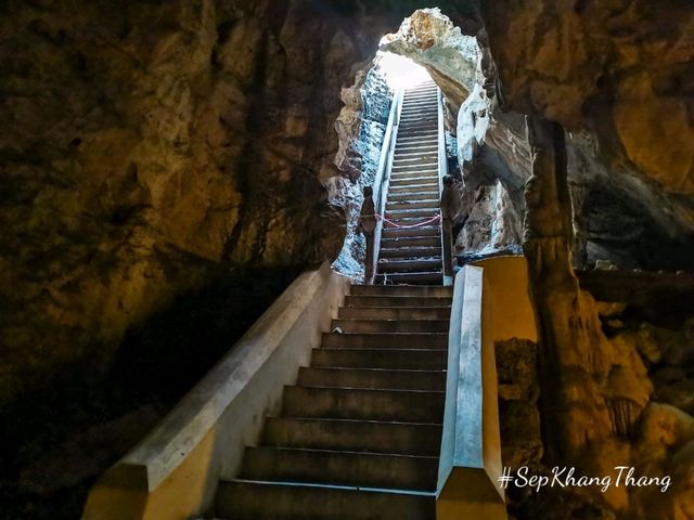 ถ้ำเขาหลวง จ.เพชรบุรี