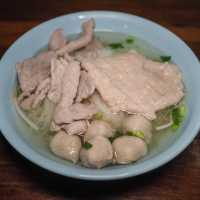 ก๋วยเตี๋ยวน้ำใส เปิดมากว่า 40 ปี