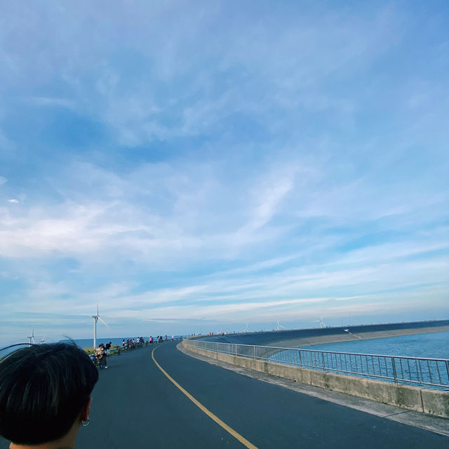 🌿ปั่นจักรยาน ชมวิวกังหันลม 📍เขายายเที่ยง