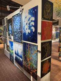 Art & vibrant escapes 