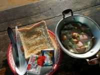 ร้านอาหารเช้าบนดอยจิบกาแฟชมหมอก