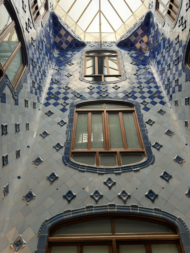 Barcelona’s Liquid Jewel: Casa Batlló