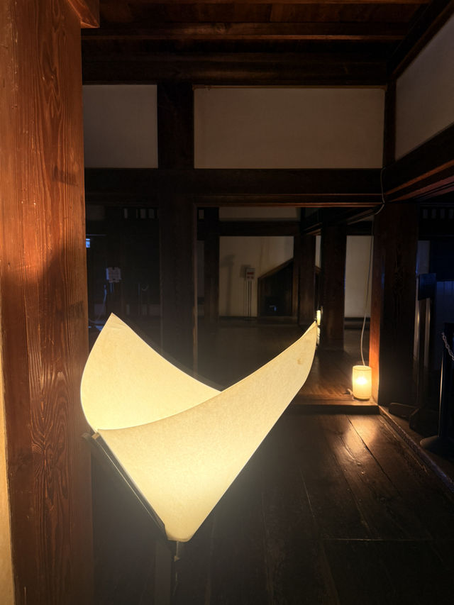 松山｜3個家族4種家徽 多次火災重建的機關巧妙的松山城 