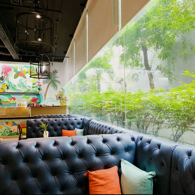 A Contemporary Escape in Bangkok’s Urban Core