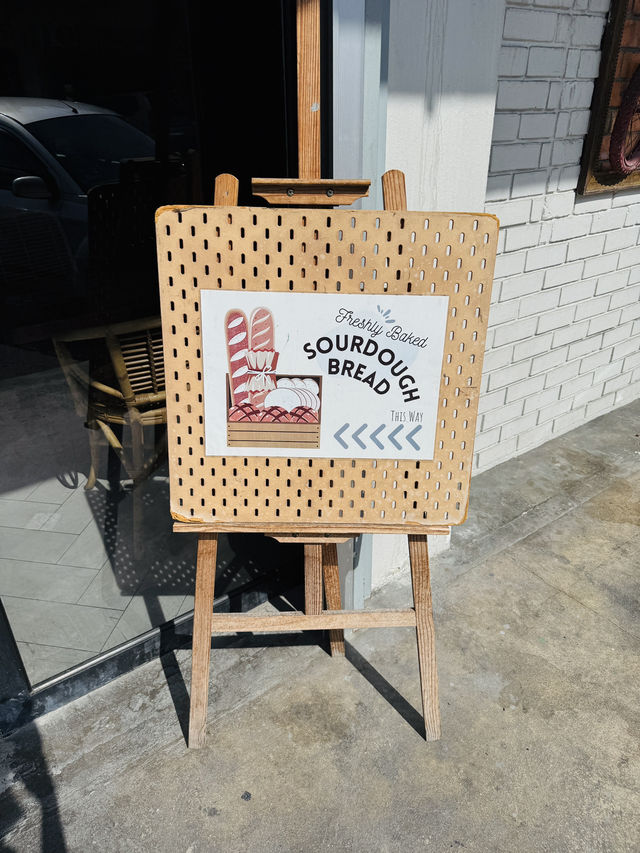 Sitting Pretty at Nook Café 