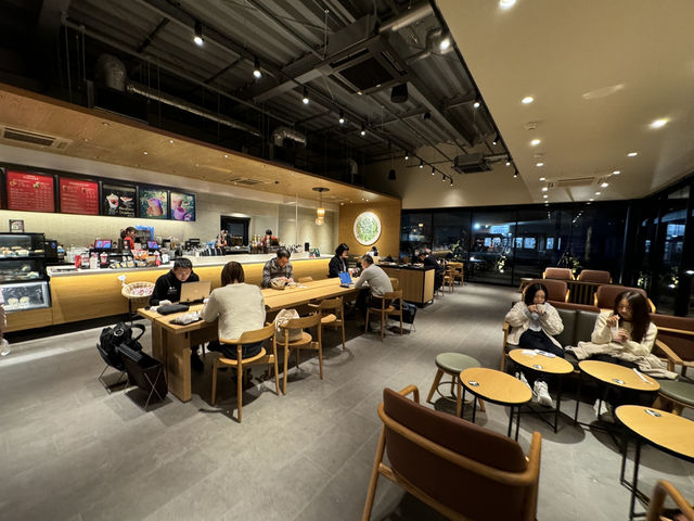 ☕ Kakegawa’s Cozy Coffee Corner: Starbucks Comfort on the Go 🍃
